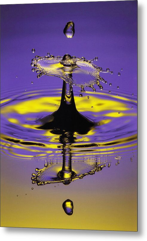 Twilight, Drop and Splash / Art Photo - Metal Print