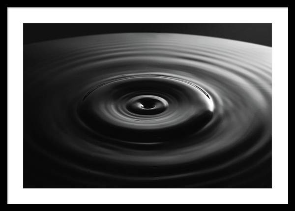 Water Drop / Art Photo - Framed Print