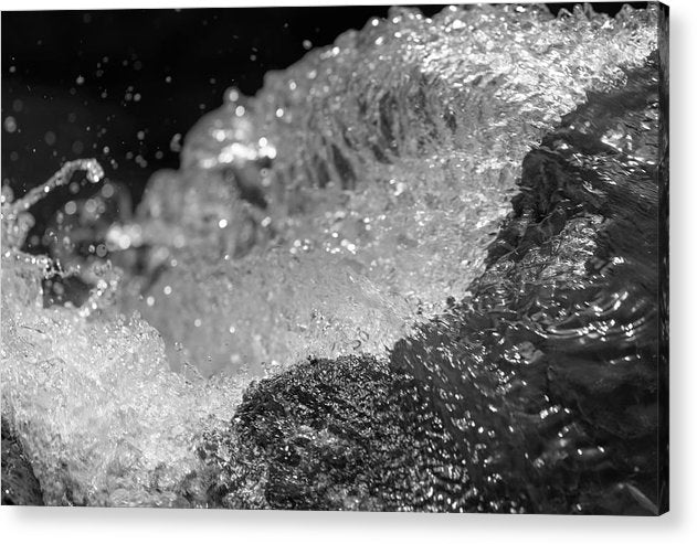 Wave, Close up, Black and White / Art Photo - Acrylic Print