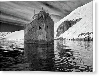 Whaling Ship, Black and White / Art Photo - Canvas Print