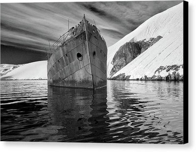 Whaling Ship, Black and White / Art Photo - Canvas Print