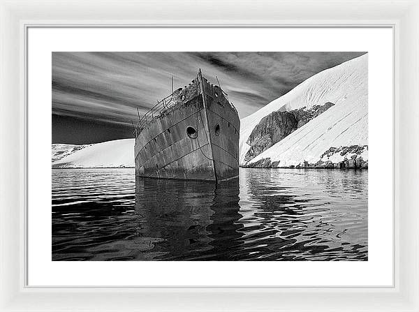 Whaling Ship, Black and White / Art Photo - Framed Print