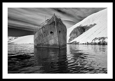 Whaling Ship, Black and White / Art Photo - Framed Print