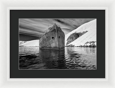 Whaling Ship, Black and White / Art Photo - Framed Print