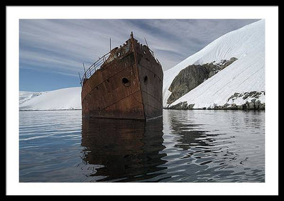 Whaling Ship / Art Photo - Framed Print