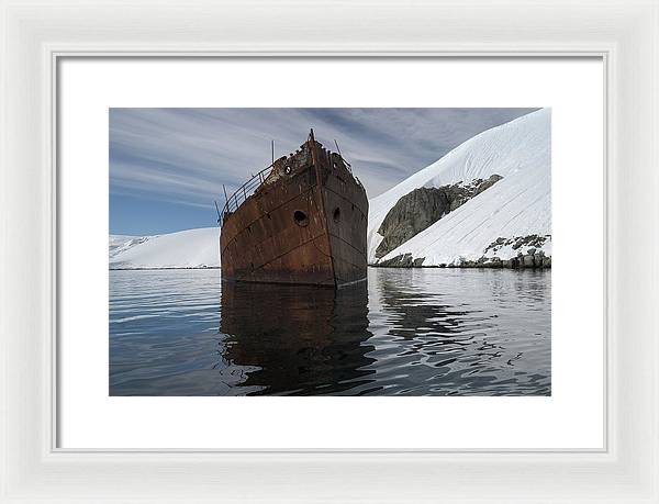 Whaling Ship / Art Photo - Framed Print