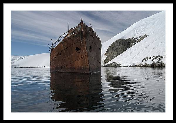 Whaling Ship / Art Photo - Framed Print