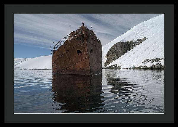 Whaling Ship / Art Photo - Framed Print