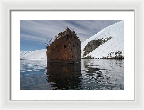 Whaling Ship / Art Photo - Framed Print